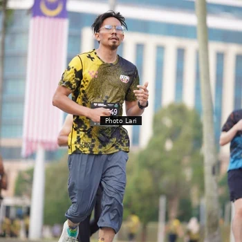 Runner Photo 6137399