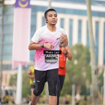 Runner Photo 6137405