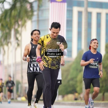Runner Photo 6137437