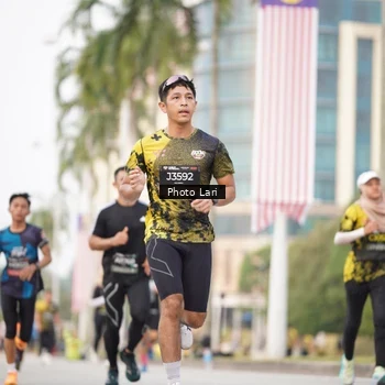 Runner Photo 6137478