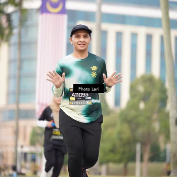 Runner Photo 6137544