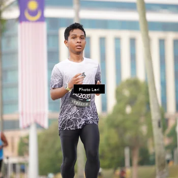 Runner Photo 6137579