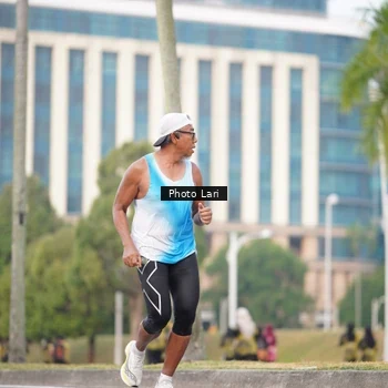 Runner Photo 6137592