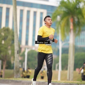 Runner Photo 6137658