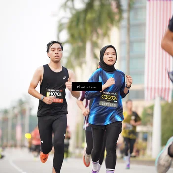 Runner Photo 6137677