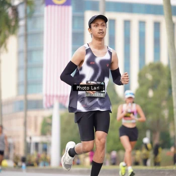 Runner Photo 6137743