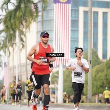 Runner Photo 6137756