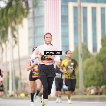 Runner Photo 6137771