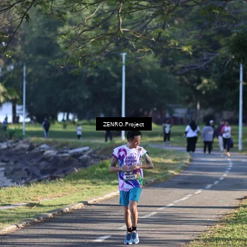 Runner Photo 6137990