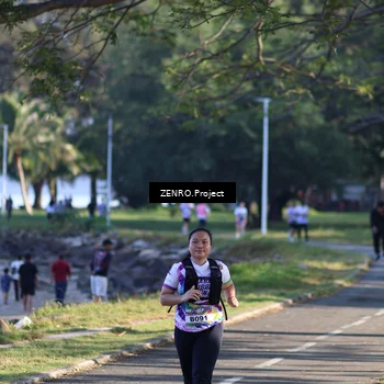 Runner Photo 6138144