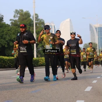 Runner Photo 6138239