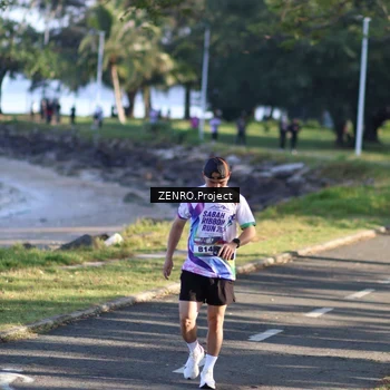 Runner Photo 6138428