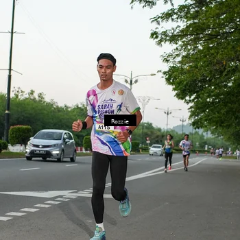 Runner Photo 6138858
