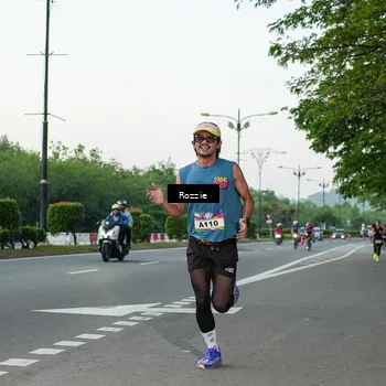 Runner Photo 6138874