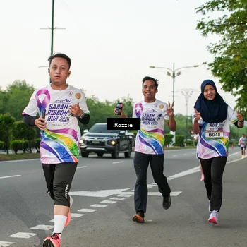 Runner Photo 6139004