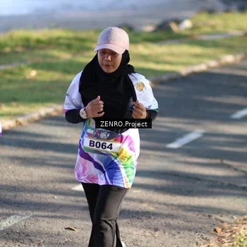 Runner Photo 6139010