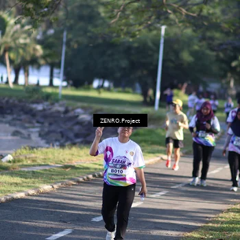 Runner Photo 6139044