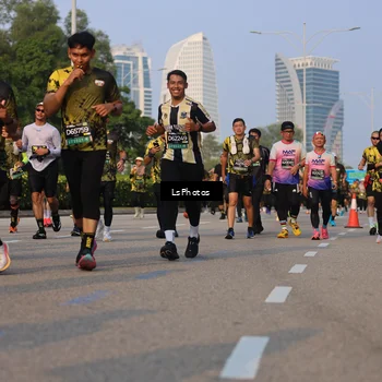 Runner Photo 6139054