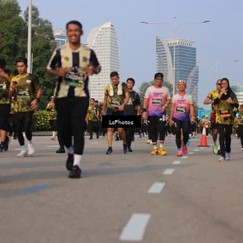 Runner Photo 6139114