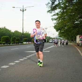 Runner Photo 6139350