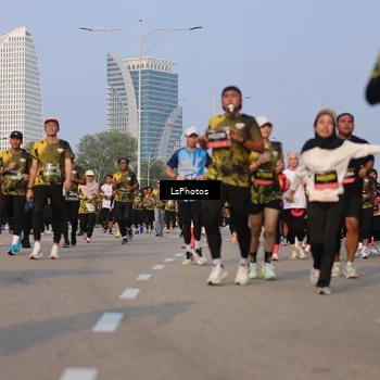 Runner Photo 6139399
