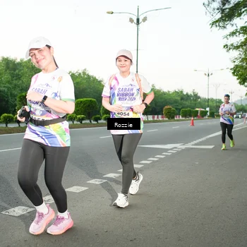 Runner Photo 6139405