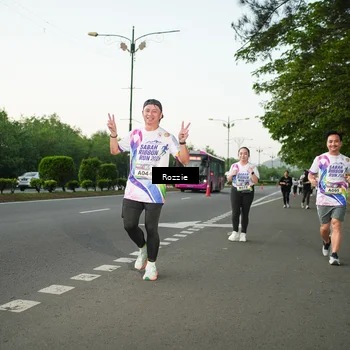 Runner Photo 6139440