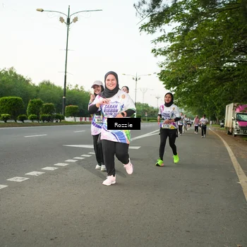 Runner Photo 6139476