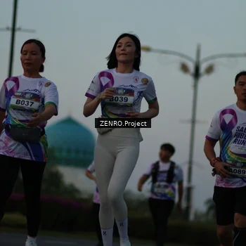 Runner Photo 6139512