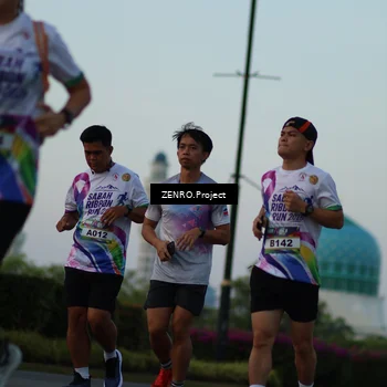 Runner Photo 6139687