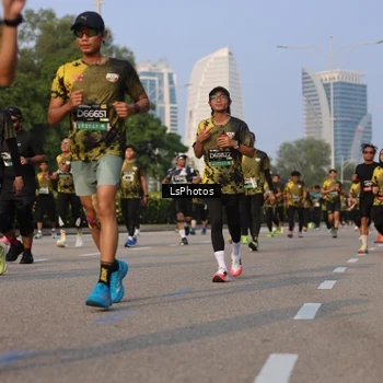 Runner Photo 6139696