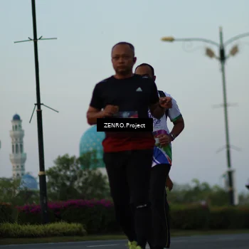 Runner Photo 6139705