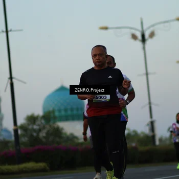 Runner Photo 6139712
