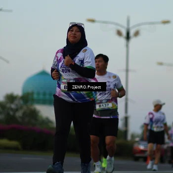 Runner Photo 6139723