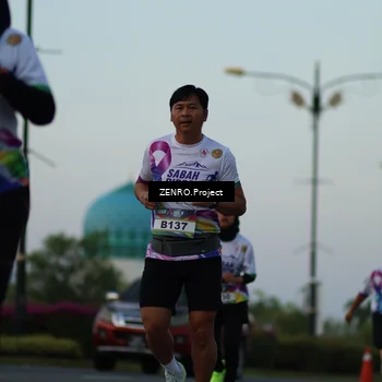 Runner Photo 6139735