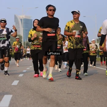 Runner Photo 6139778