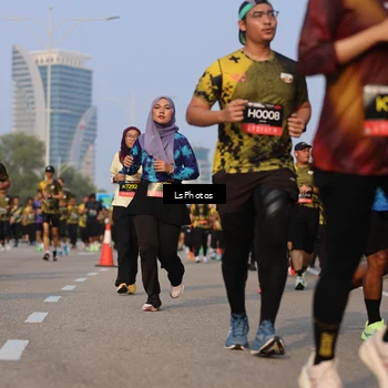 Runner Photo 6139860