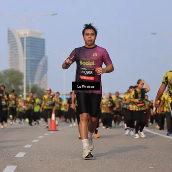 Runner Photo 6139924