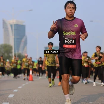 Runner Photo 6139947
