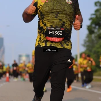 Runner Photo 6139955