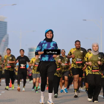 Runner Photo 6139995