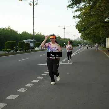Runner Photo 6140010