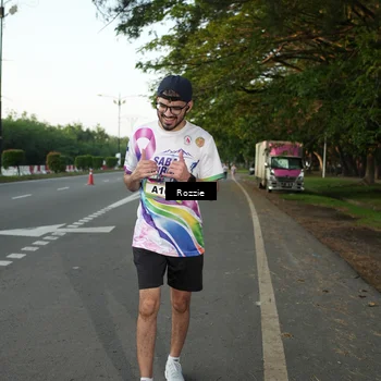 Runner Photo 6140062