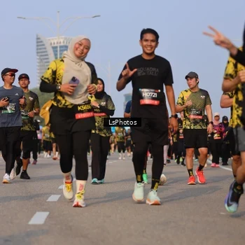Runner Photo 6140189