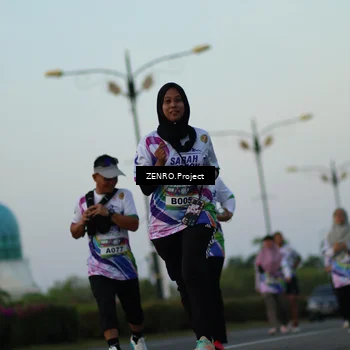 Runner Photo 6140240