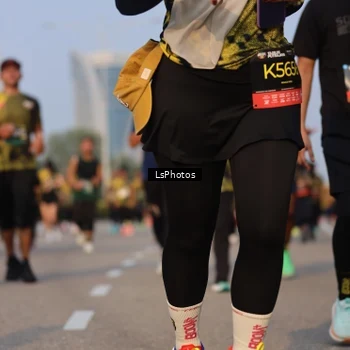 Runner Photo 6140258