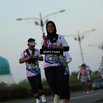 Runner Photo 6140260