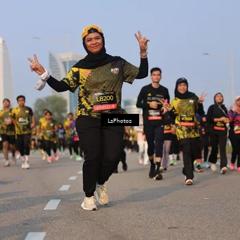 Runner Photo 6140411