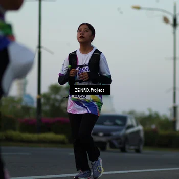 Runner Photo 6140459