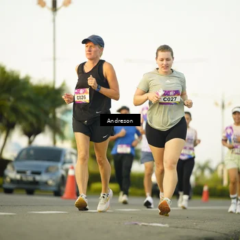 Runner Photo 6140503